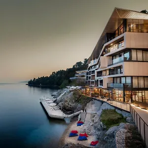 Boutique & Design Navis Отель